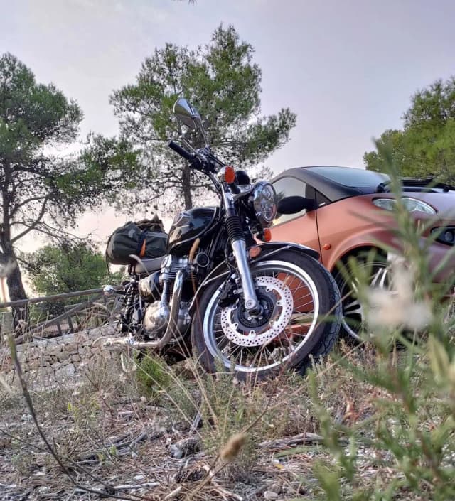 Foto de la moto de Alejandro Poveda